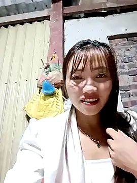 Snapshot of adbosa_00 chatting on 09-10-25, 03:45 adbosa 00 online show from 09-10-25, 03:45