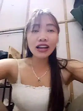 Snapshot of adbosa_00 chatting on 09-26-25, 05:33 adbosa 00 online show from 09-26-25, 05:33