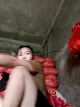 Snapshot of adbosa_00 chatting on 09-30-25, 03:11 adbosa 00 online show from 09-30-25, 03:11