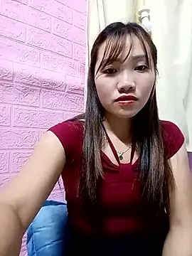 Snapshot of adbosa_00 chatting on 10-04-25, 04:38 adbosa 00 online show from 10-04-25, 04:38