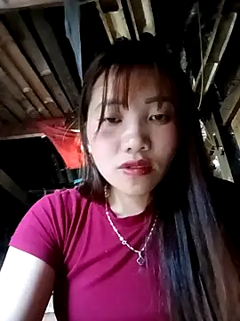 Snapshot of adbosa_00 chatting on 10-17-25, 11:29 adbosa 00 online show from 10-17-25, 11:29