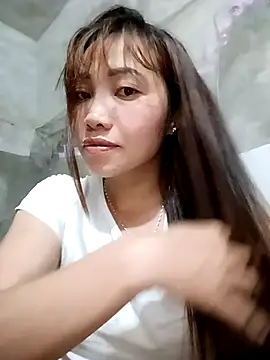 Snapshot of adbosa_00 chatting on 10-24-25, 03:03 adbosa 00 online show from 10-24-25, 03:03