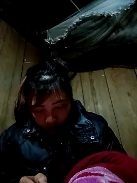 Snapshot of adbosa_00 chatting on 11-28-25, 09:50 adbosa 00 online show from 11-28-25, 09:50