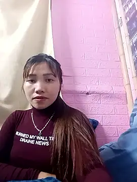 Snapshot of adbosa_00 chatting on 12-14-25, 10:42 adbosa 00 online show from 12-14-25, 10:42