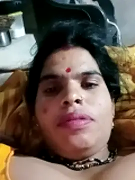 Snapshot of Soniya_pandit chatting on 12-15-25, 07:51 Soniya pandit online show from 12-15-25, 07:51