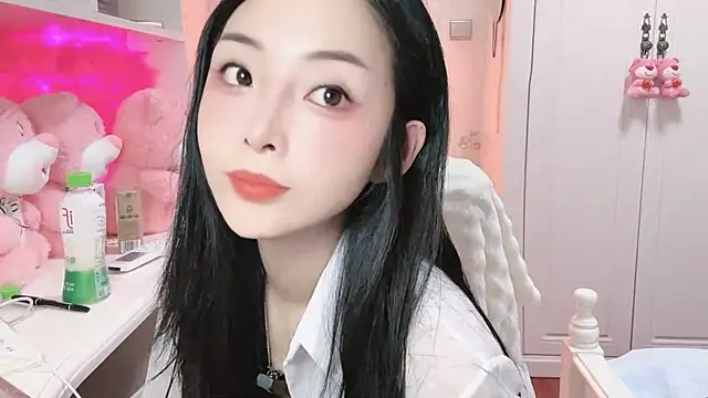 Snapshot of Ya-Ya- chatting on 11-12-25, 11:32 Ya-Ya- online show from 11-12-25, 11:32