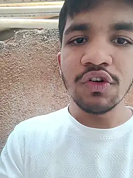 Snapshot of sexofbro chatting on 03-08-26, 06:28 sexofbro online show from 03-08-26, 06:28