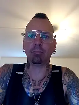 Snapshot of Premium-Jogurt chatting on 11-02-25, 07:00 Premium-Jogurt online show from 11-02-25, 07:00