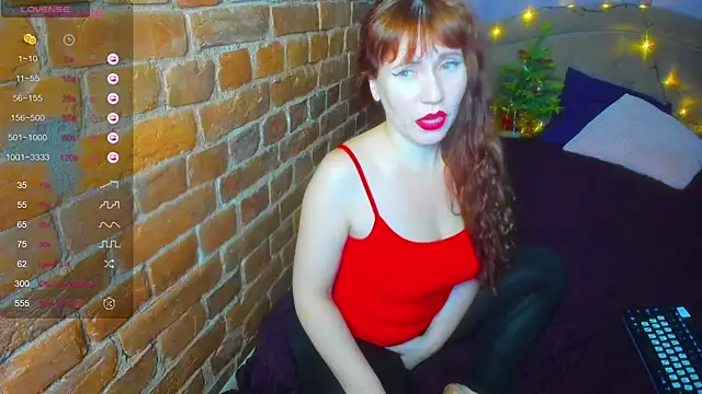 Snapshot of Cutiee_Alicee chatting on 12-10-24, 01:32 Cutiee Alicee online show from 12-10-24, 01:32