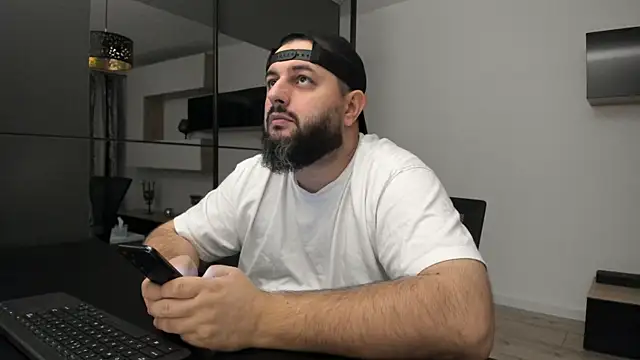 DravenPeak online show from 10-31-25, 03:29