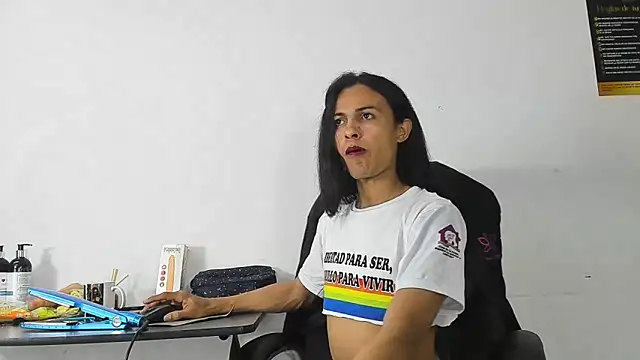 Aisha hotts777 online show from 11-17-25, 03:07