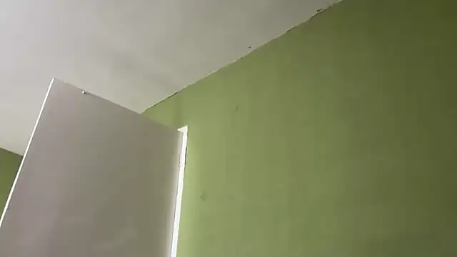 Liaprettygirl online show from 03-08-26, 06:55