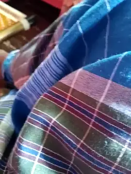 dolphiinn online show from 11-23-25, 02:33