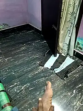 dolphiinn online show from 11-26-25, 02:18