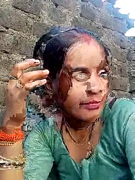 Snapshot of Mohini-xx chatting on 09-30-25, 01:21 Mohini-xx online show from 09-30-25, 01:21