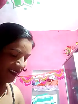 Snapshot of Mohini-xx chatting on 12-03-25, 11:14 Mohini-xx online show from 12-03-25, 11:14