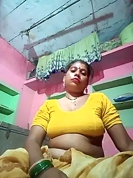 Snapshot of sanjna_sharmaa chatting on 09-08-25, 03:33 sanjna sharmaa online show from 09-08-25, 03:33