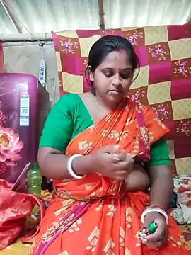 Snapshot of Hot-Show2 chatting on 09-18-25, 06:59 Hot-Show2 online show from 09-18-25, 06:59