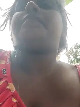 Snapshot of Hot-Show2 chatting on 10-05-25, 03:05 Hot-Show2 online show from 10-05-25, 03:05