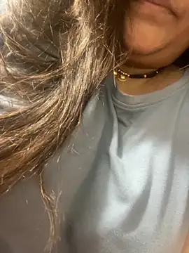 indian-hotmilfs online show from 10-31-25, 01:45