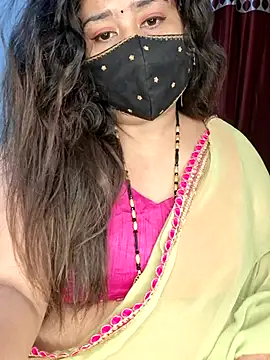 Snapshot of indian-hotmilfs chatting on 05-16-26, 04:28 indian-hotmilfs online show from 05-16-26, 04:28