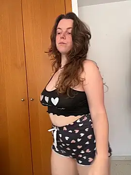 TenderLaGlamor online show from 05-31-26, 10:33
