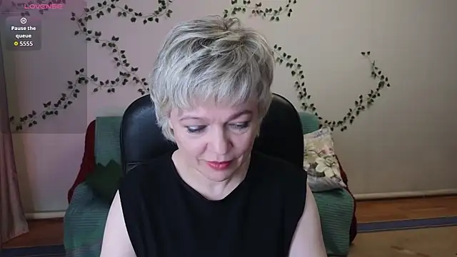 Rosette Pricky online show from 04-04-26, 03:53