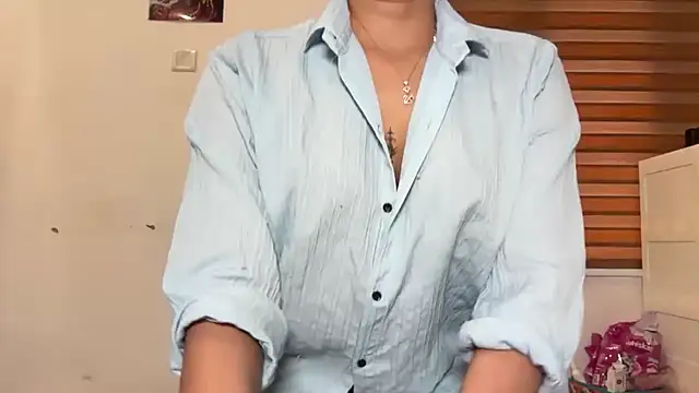 LucytheDevilQueen online show from 03-03-26, 04:07