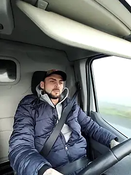 papichulo0099 online show from 12-18-25, 06:30