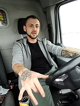 papichulo0099 online show from 01-06-26, 10:52