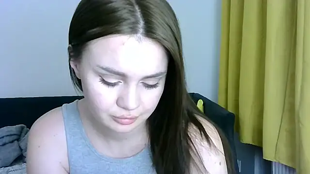 Bonny Candy online show from 12-21-25, 02:57