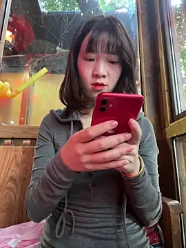 littleqiu online show from 05-03-26, 09:26