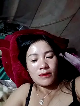 Snapshot of TinTim02 chatting on 10-30-25, 09:59 TinTim02 online show from 10-30-25, 09:59