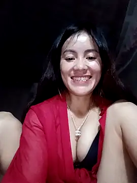 Snapshot of TinTim02 chatting on 10-31-25, 10:11 TinTim02 online show from 10-31-25, 10:11