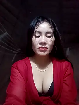 Snapshot of TinTim02 chatting on 11-05-25, 02:28 TinTim02 online show from 11-05-25, 02:28