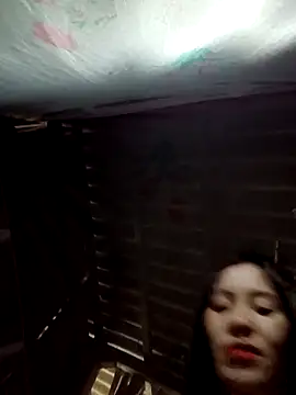 Snapshot of TinTim02 chatting on 11-18-25, 02:06 TinTim02 online show from 11-18-25, 02:06