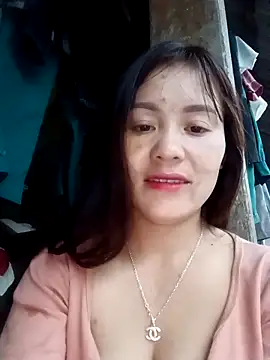 Snapshot of TinTim02 chatting on 12-04-25, 10:13 TinTim02 online show from 12-04-25, 10:13