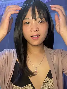 Snapshot of thaoyeuuu chatting on 09-09-25, 03:00 thaoyeuuu online show from 09-09-25, 03:00