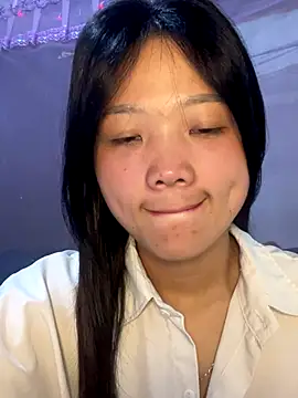Snapshot of thaoyeuuu chatting on 09-16-25, 08:15 thaoyeuuu online show from 09-16-25, 08:15