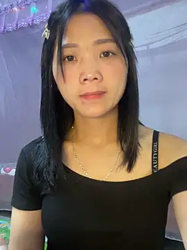 Snapshot of thaoyeuuu chatting on 09-25-25, 08:40 thaoyeuuu online show from 09-25-25, 08:40
