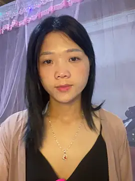 Snapshot of thaoyeuuu chatting on 09-27-25, 04:17 thaoyeuuu online show from 09-27-25, 04:17