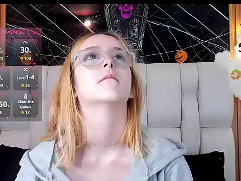 Snapshot of kristal_joi_dl chatting on 10-29-25, 12:18 kristal joi dl online show from 10-29-25, 12:18