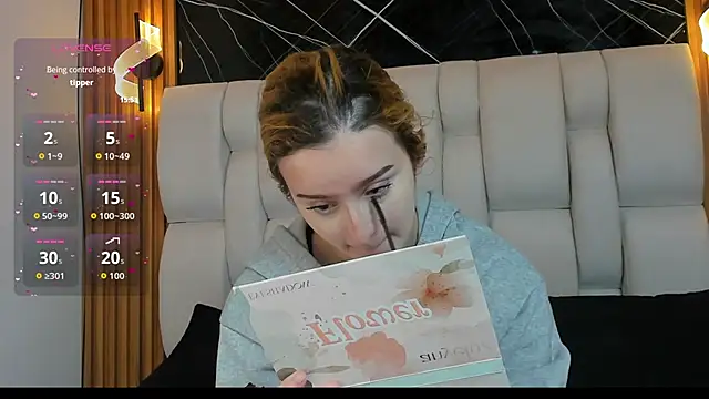 Snapshot of kristal_joi_dl chatting on 11-09-25, 01:31 kristal joi dl online show from 11-09-25, 01:31