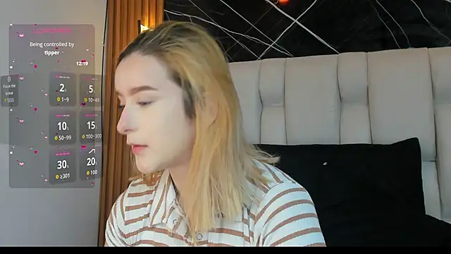 Snapshot of kristal_joi_dl chatting on 11-10-25, 12:26 kristal joi dl online show from 11-10-25, 12:26