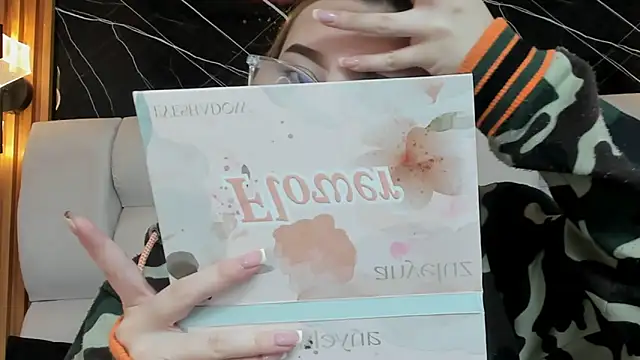 Snapshot of kristal_joi_dl chatting on 11-26-25, 12:17 kristal joi dl online show from 11-26-25, 12:17