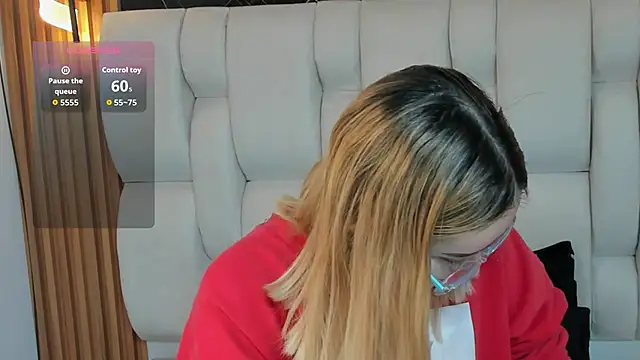 Snapshot of kristal_joi_dl chatting on 12-03-25, 11:19 kristal joi dl online show from 12-03-25, 11:19