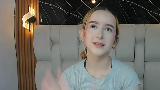 Snapshot of kristal_joi_dl chatting on 12-04-25, 11:41 kristal joi dl online show from 12-04-25, 11:41