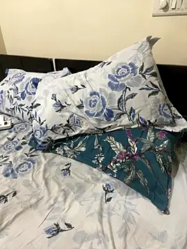 Snapshot of Horney_spidy chatting on 11-28-25, 01:19 Horney spidy online show from 11-28-25, 01:19