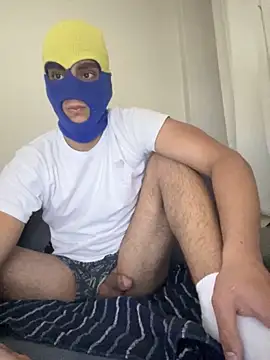 Snapshot of TurkishHotBoyy chatting on 11-24-25, 12:38 TurkishHotBoyy online show from 11-24-25, 12:38