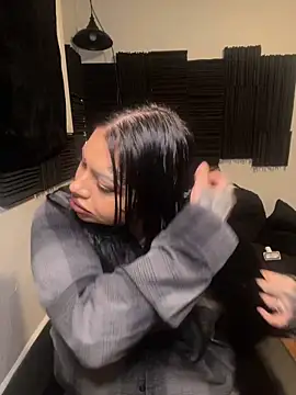 chicanachic13 online show from 10-18-25, 05:32